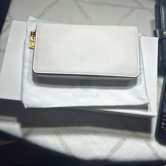 New white Versace wallets, elegant with dust bag and box - Picture 5 of 7